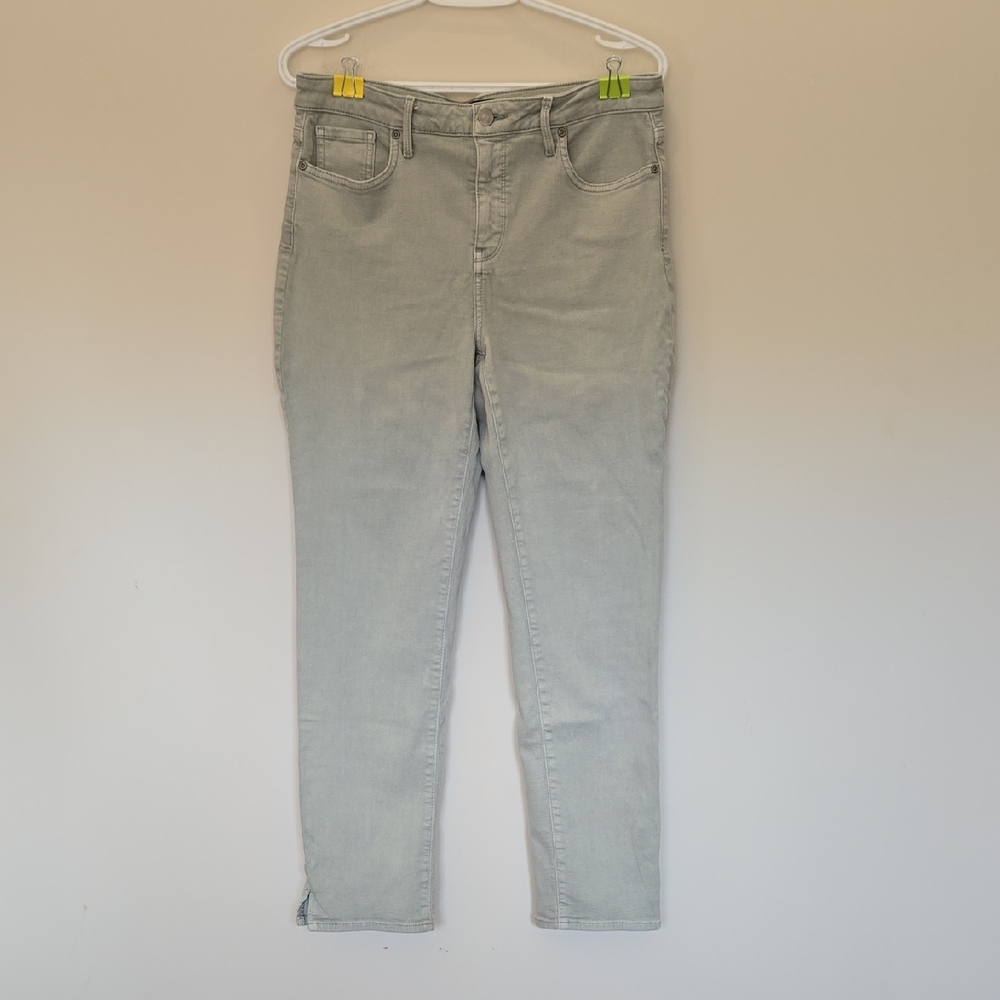 Curvy Taper Jeans